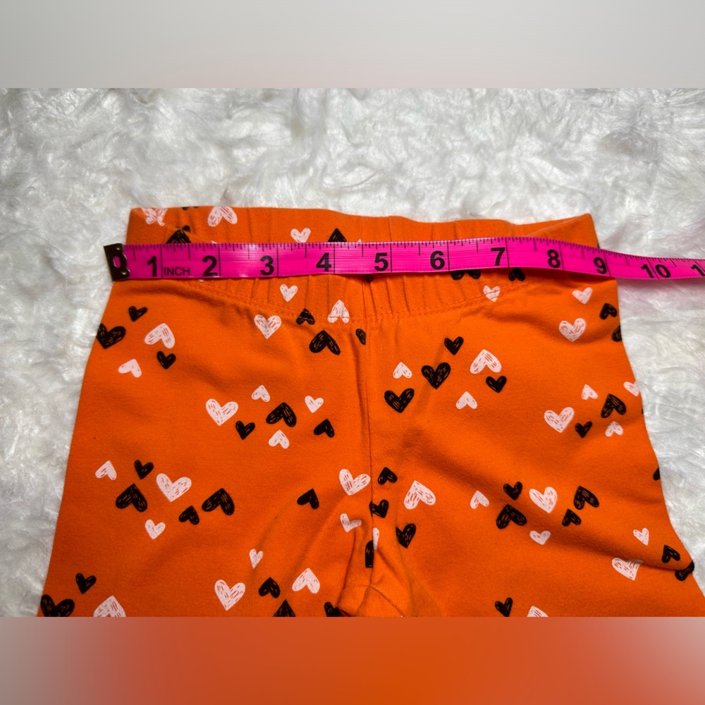 ✅Bundle & save on shipping! 
Cat & Jack Orange Heart Print Kids Shorts